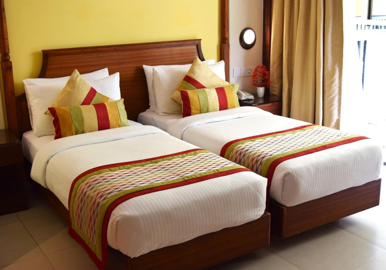 Sea Breeze Max Resort & Spa Madgaon Exterior photo