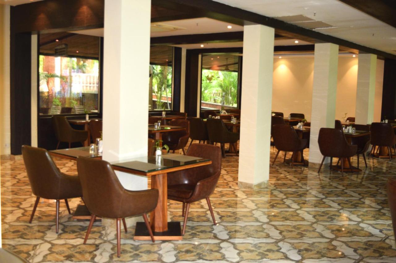 Sea Breeze Max Resort & Spa Madgaon Exterior photo