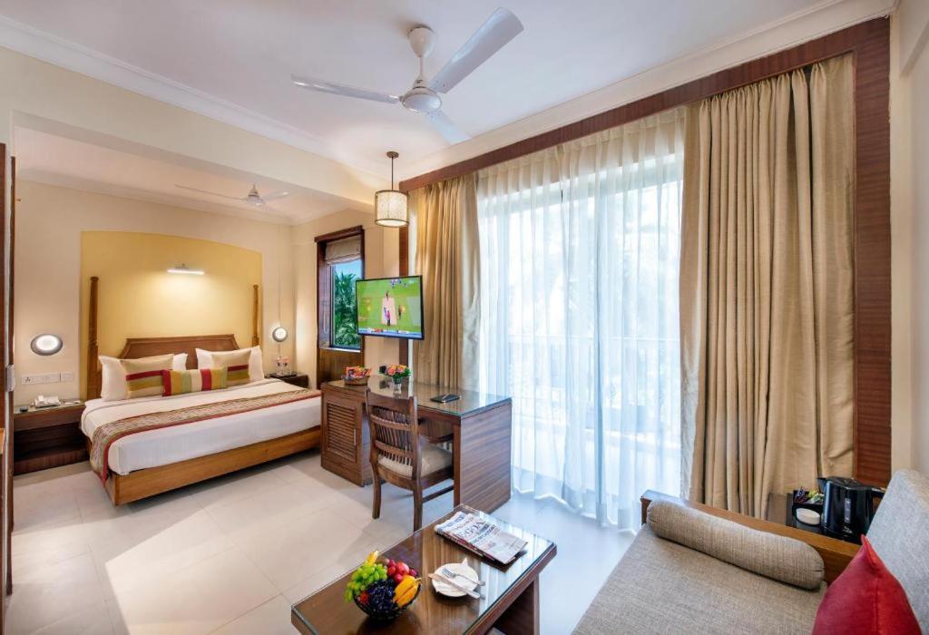 Sea Breeze Max Resort & Spa Madgaon Exterior photo