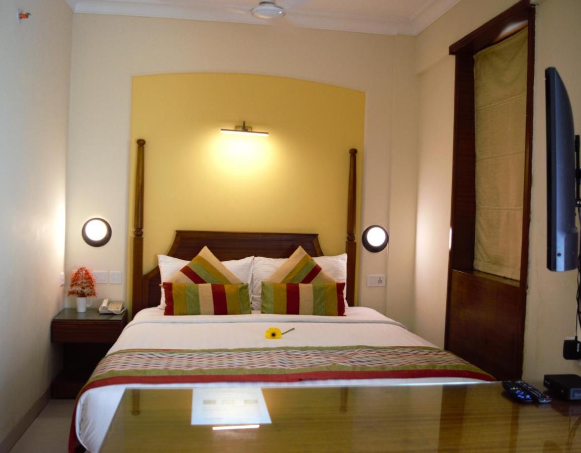 Sea Breeze Max Resort & Spa Madgaon Exterior photo